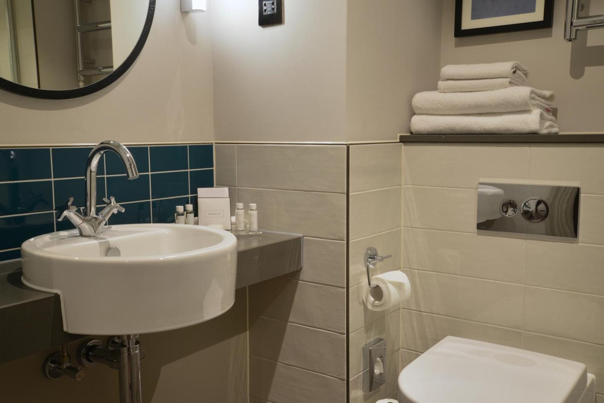 De Vere Cranage Estate 4*