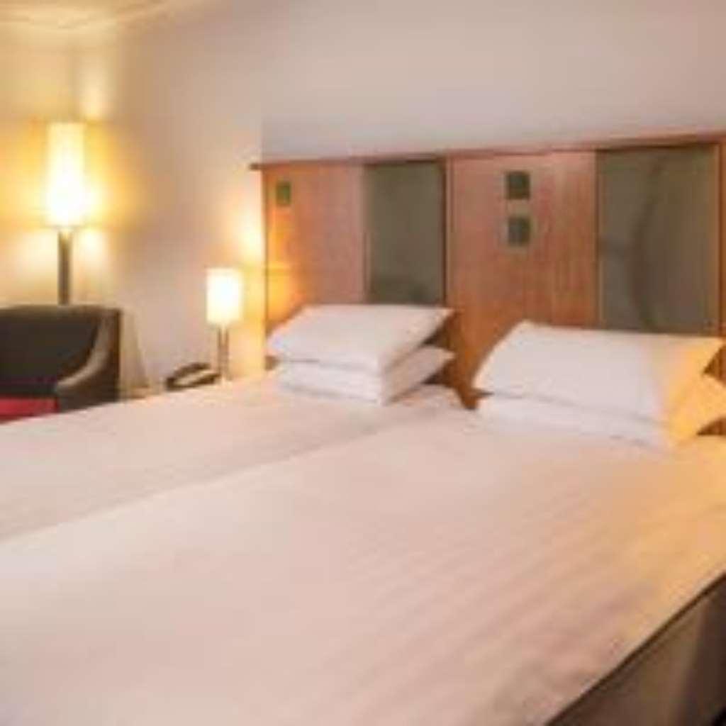 Hotel De Vere Cranage Estate